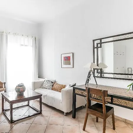 Capo Di Mykonos Hotel 4*